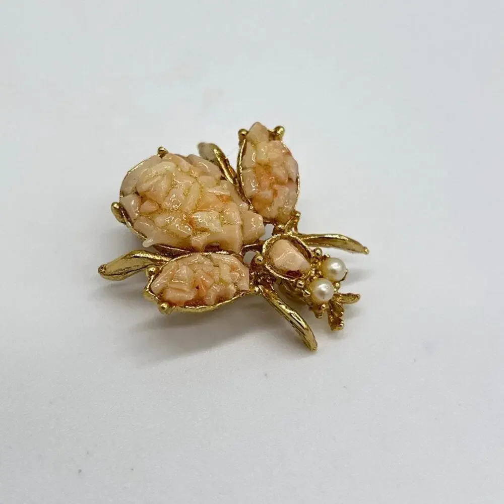 Vintage Chip Stone Bee Brooch Pin Coral Pink Gold Tone Figural Costume Jewelry